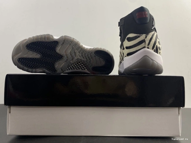 JORDAN 11 ANIMAL INSTINCT AIR AR0715-010 1009
